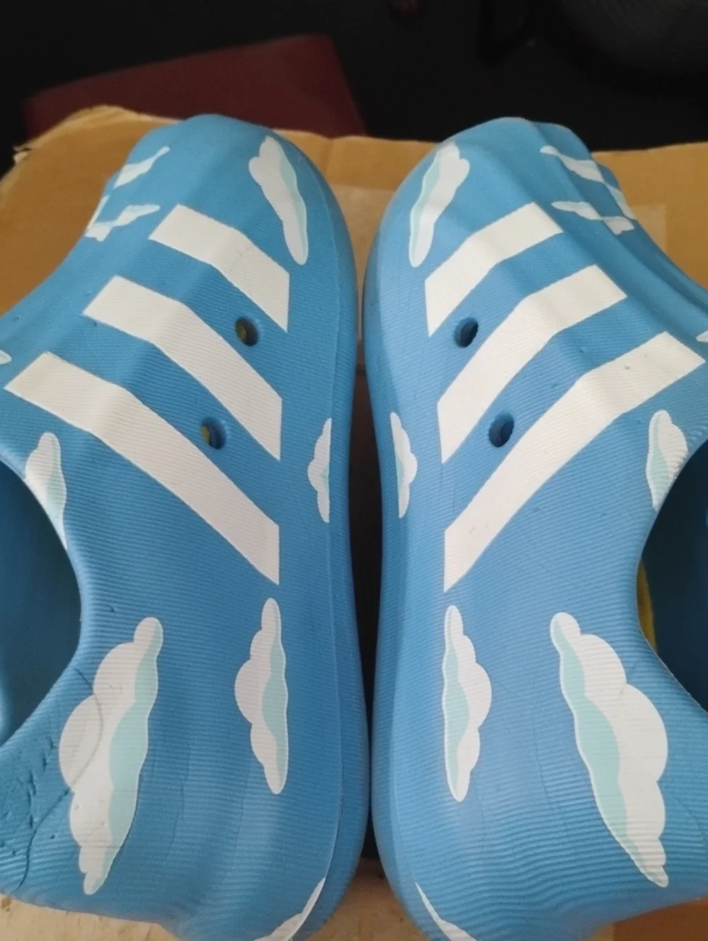 The Simpsons Adifoam Superstars